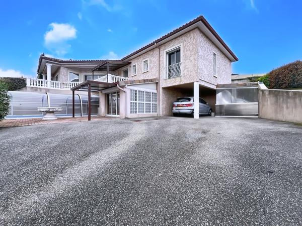 Maison 5 pièces - 197 m² Bien prestige