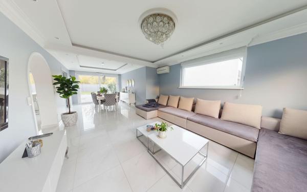 Maison à vendre    5 pièces • 130 m2 Hangenbieten