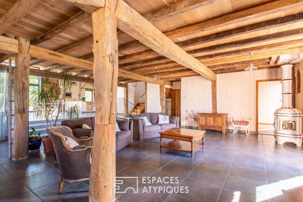 Grange d’exception et longère du XVIIe siècle sur 8 hectares