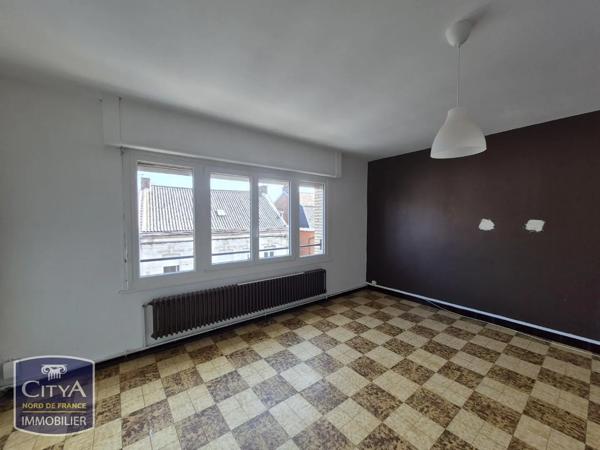 Appartement à louer 4 pièces 90m² Hénin-Beaumont (62110)