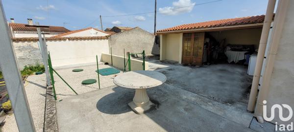 Maison à vendre 3 pièces 55 m² Saint-Jean-d'Angély