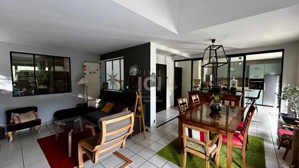 ORVAULT (44700) - Quartier Cholière  Maison individuelle - 5 pièces - Surface : 135 m² - Terrain : 595 m²