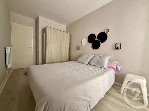 Appartement F2 à vendre  2 pièces - 37,32 m 2   ST GILLES CROIX DE VIE  - 85