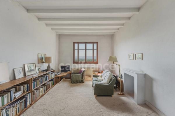 Maison à vendre 5 pièces PERON (01)