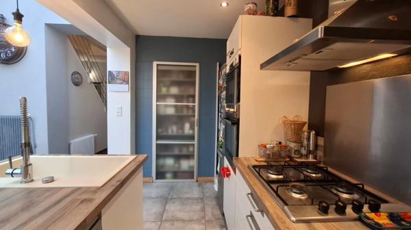 Dpt Aisne (02), à vendre SAINT QUENTIN, Quartier Remicourt,  Maison P6  - Terrain de 245m2
