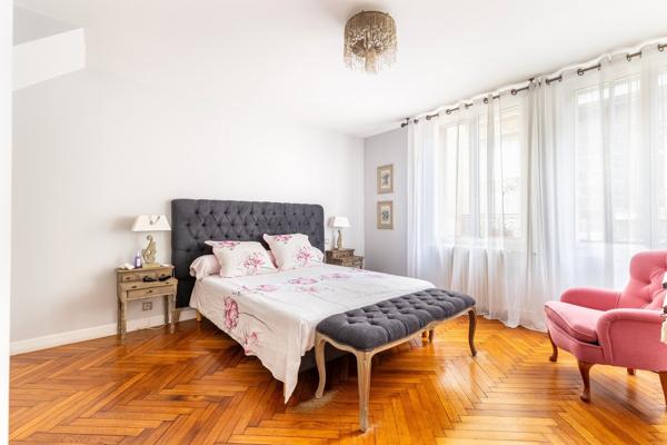 Vente Maison de luxe Bordeaux 7 Pièces 290 m²