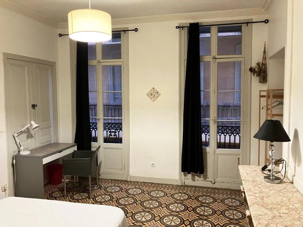 Vente                                                      Immeuble
                        
                     21 pièces                      375 m2                     à Perpignan