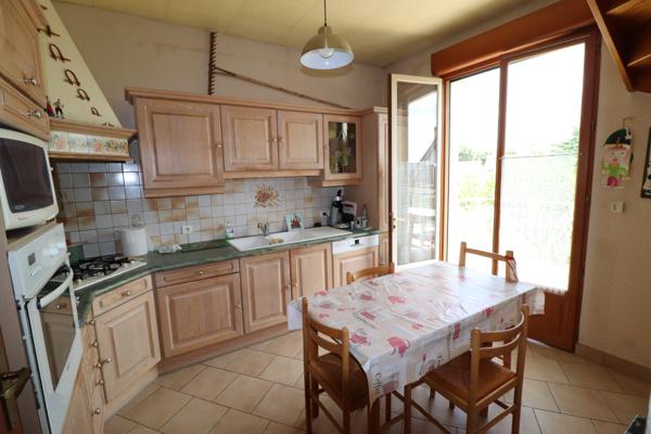 Maison
         5 pièces
        - 120 m² Exclusivité 355 000 € *