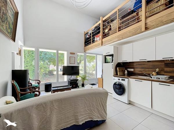 Maison 319 000 € Châteaubernard 8 p 270 m² DPE D