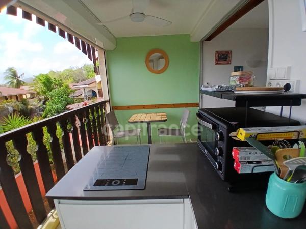 A 200 METRES DES PLAGES,STUDIO MEUBLE RDC SAINTE ANNE (972)