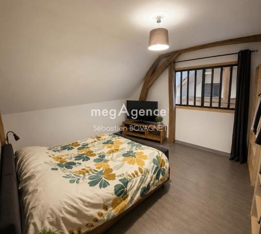 Maison à Beaumont-sur-Sarthe, 72170 - 10 pièces 250m²