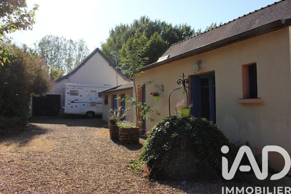 Maison à vendre 9 pièces 196 m² Morannes sur Sarthe-Daumeray