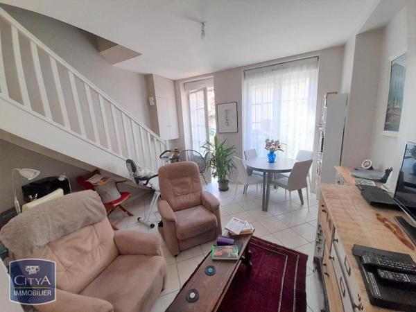 Appartement à louer 3 pièces 53.54m²