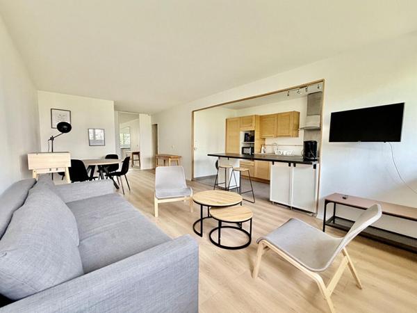 Montigny-le-Bretonneux - Grand 2 Pièces de 63,40 m² - 15mn gare à pieds