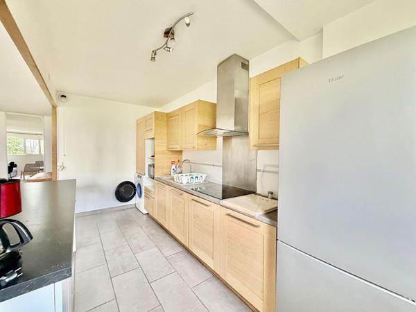 Montigny-le-Bretonneux - Grand 2 Pièces de 63,40 m² - 15mn gare à pieds