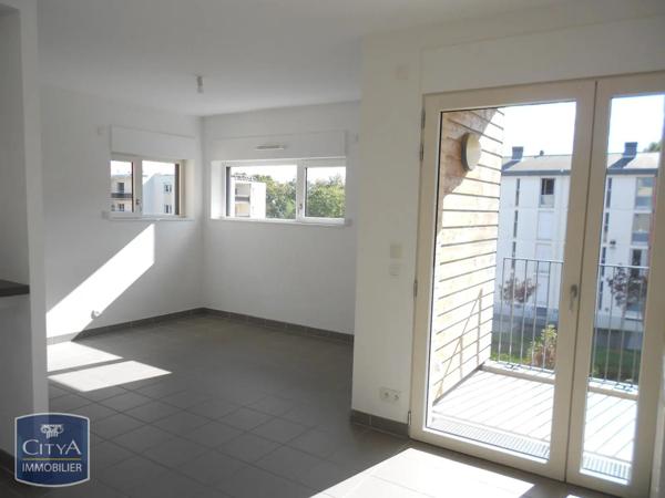 Appartement à louer 2 pièces 59.08m² Angers (49000)