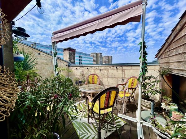 bdx centre,duplex, traversant,calme,lumieux,terrasse