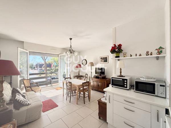 STUDIO - BALCON - DEAUVILLE / TROUVILLE