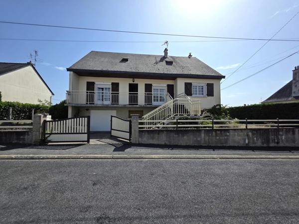 Maison de centre ville, terrain ,  4 chambres , garage et grenier aménageable