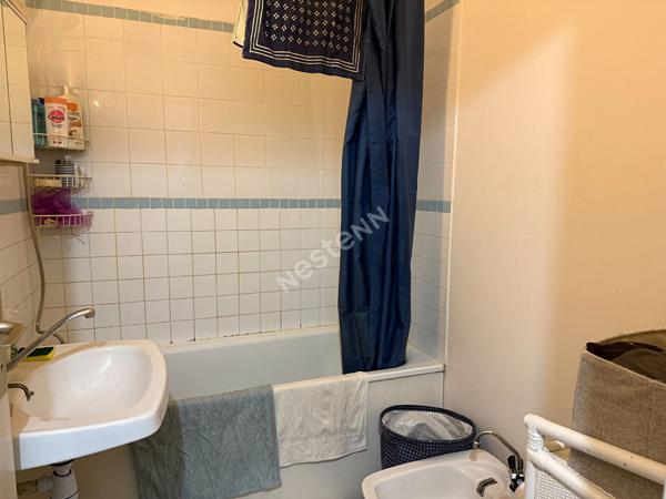 MONTREUIL, 7 CHEMINS, 10 MIN DU METRO, GRAND STUDIO + BOX VENDU LOUE.