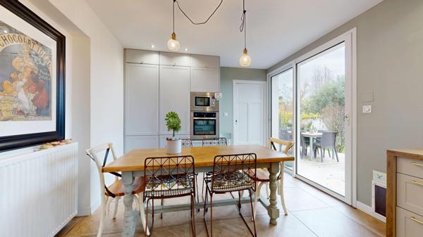 Maison avec studio indépendant