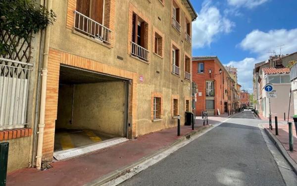 Stationnement à louer    Toulouse