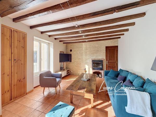 Maison de famille dans une commune calme