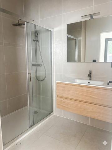 Vaison-la-Romaine (84110) Appartement deux pièces avec jardin