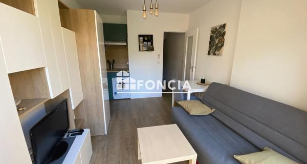 À vendre Studio 20 m² - Bormes-les-mimosas 83230