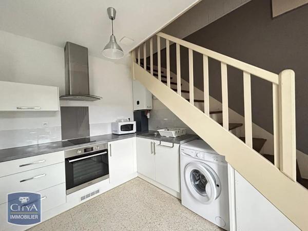 Maison à louer 2 pièces 30.5m² Laval (53000)