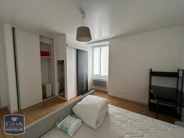 Maison à louer 2 pièces 30.5m² Laval (53000)