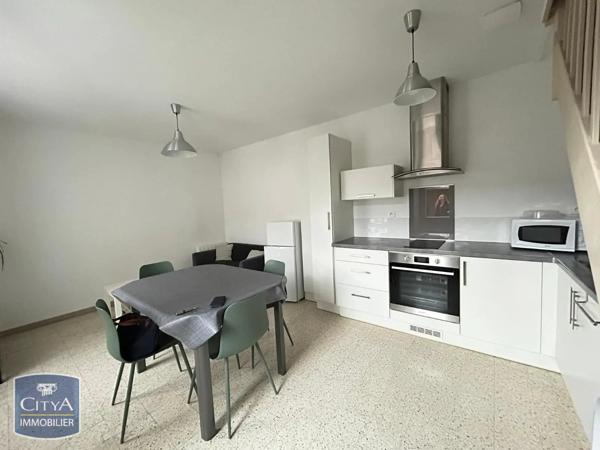 Maison à louer 2 pièces 30.5m² Laval (53000)