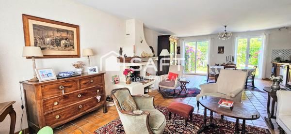 Plain-pied avec 3 chambres, garage et piscine secteur des OUDAIRIES.