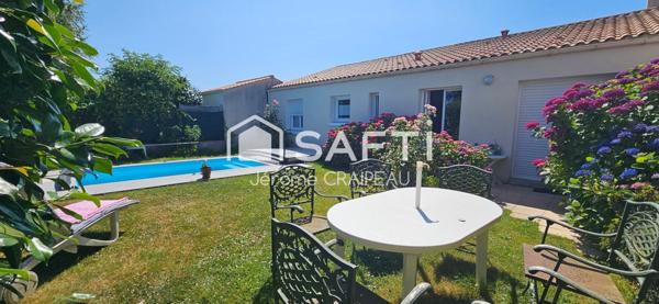 Plain-pied avec 3 chambres, garage et piscine secteur des OUDAIRIES.