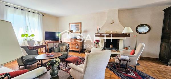 Plain-pied avec 3 chambres, garage et piscine secteur des OUDAIRIES.