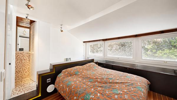Appartement
         5 pièces
        - 163 m² Bien prestige 500 000 € *