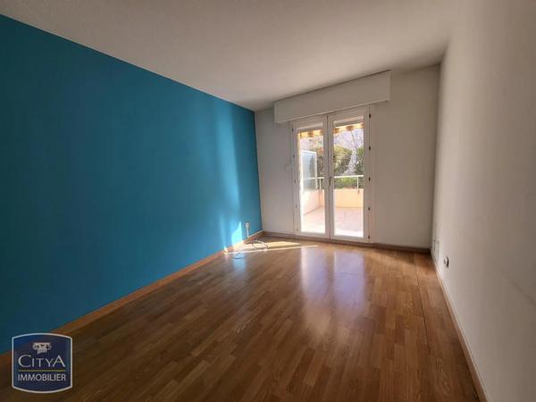 Appartement à louer 4 pièces 92m²