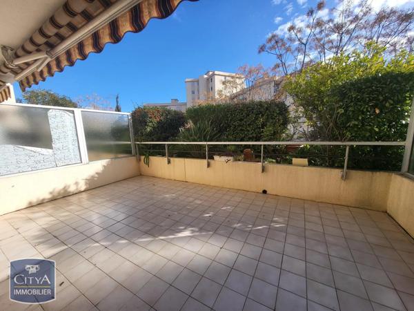 Appartement à louer 4 pièces 92m²