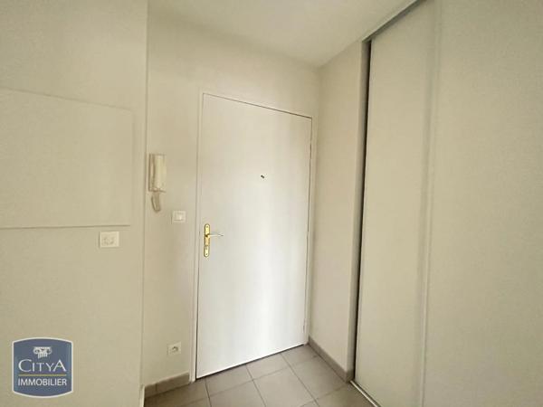 Appartement à louer 1 pièce 27.2m² Villeneuve-Saint-Georges (94190)
