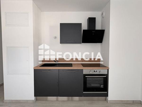 Location Appartement 2 pièces 46.6 m² - AVENUE CHARLES DE GAULLE ZAC DES MINOTIERS Pont De Claix 38800