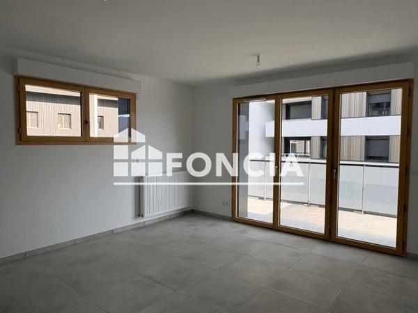 Location Appartement 2 pièces 46.6 m² - AVENUE CHARLES DE GAULLE ZAC DES MINOTIERS Pont De Claix 38800