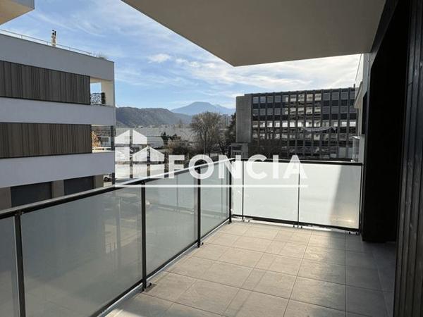 Location Appartement 2 pièces 46.6 m² - AVENUE CHARLES DE GAULLE ZAC DES MINOTIERS Pont De Claix 38800