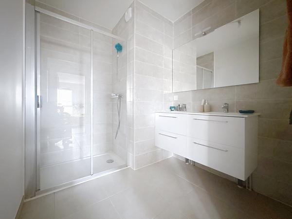 Appartement à vendre 4 pièces THONON LES BAINS (74)