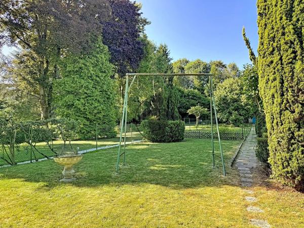 Vente                                                      Maison
                        
                     5 pièces                      94 m2                     à Saint-Quentin
