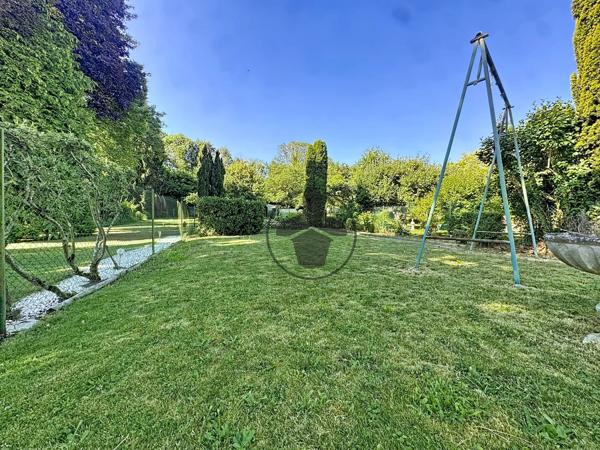 Vente                                                      Maison
                        
                     5 pièces                      94 m2                     à Saint-Quentin