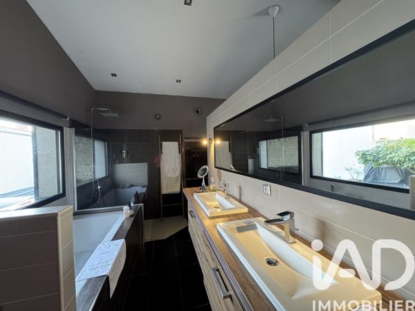 Maison à vendre 5 pièces 160 m² Puilboreau