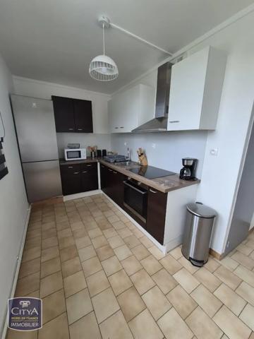 Appartement à louer 2 pièces 57.8m² Liévin (62800)