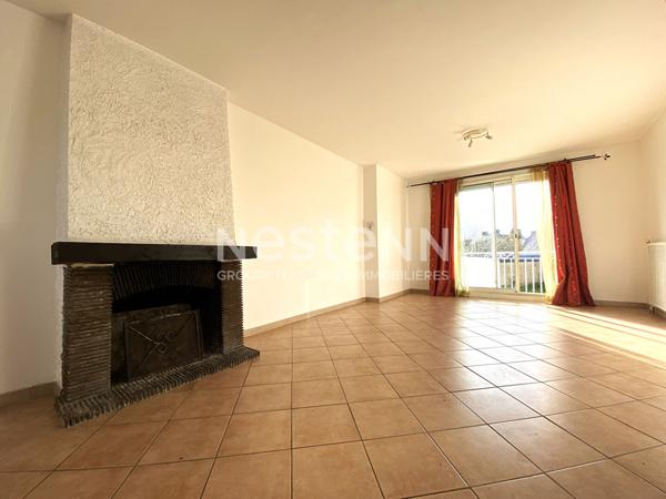 à vendre à Vannes secteur Saint Guen Maison 5/6 chambres avec jardin, sous sol Possibilité petit immeuble de rapport
