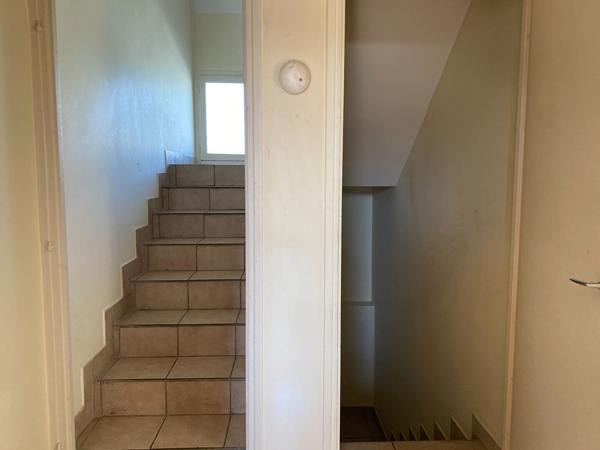à vendre à Vannes secteur Saint Guen Maison 5/6 chambres avec jardin, sous sol Possibilité petit immeuble de rapport