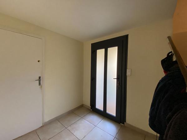 à vendre à Vannes secteur Saint Guen Maison 5/6 chambres avec jardin, sous sol Possibilité petit immeuble de rapport